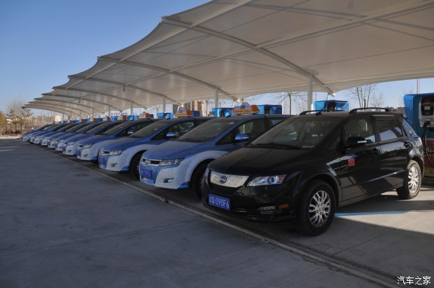 跑了13万公里的比亚迪e6值得买吗,比亚迪电车第一批车主用车情况