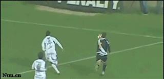 足球gif爆笑动图,足球搞笑图片大全超清