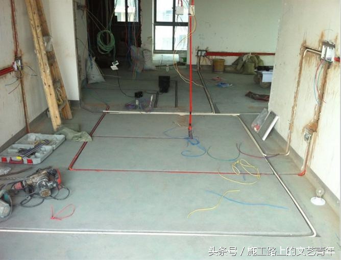 装修进行时，求高手来鉴定我家师傅安装水电的错误做法！