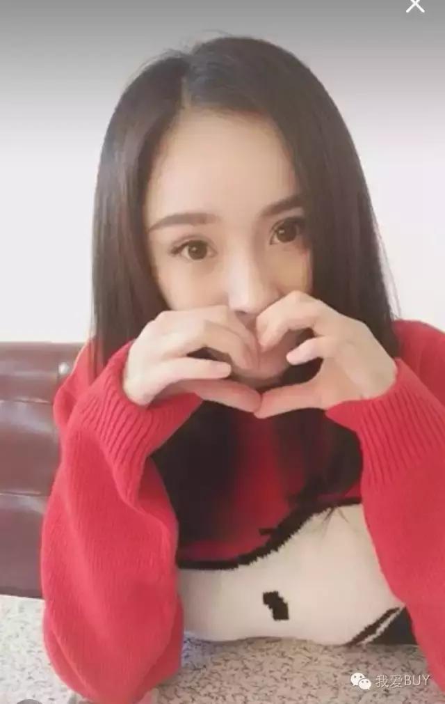 每周女星*服私**秀：89元T成功俘获刘诗诗，杨幂270元T够亲民