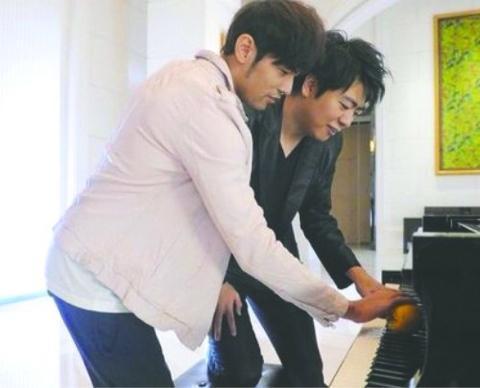 周杰伦的钢琴演奏,周杰伦的钢琴几级