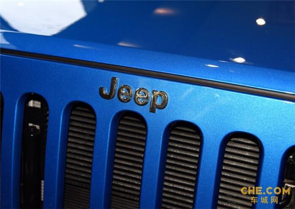 jeep牧马人老款硬派越野,jeep牧马人卢比肯越野视频