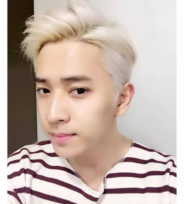 对于“单纯不做作地抢了女一剧本”“羽还真”陈若轩有话要说我其实是一个话题终结者