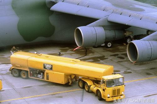 *器武**到底有多大别被照片蒙蔽了双眼(大飞机篇)