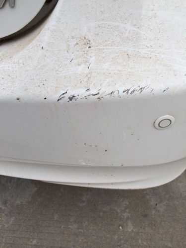 白色汽车发黄有什么好办法处理,白色车氧化发黄怎么办