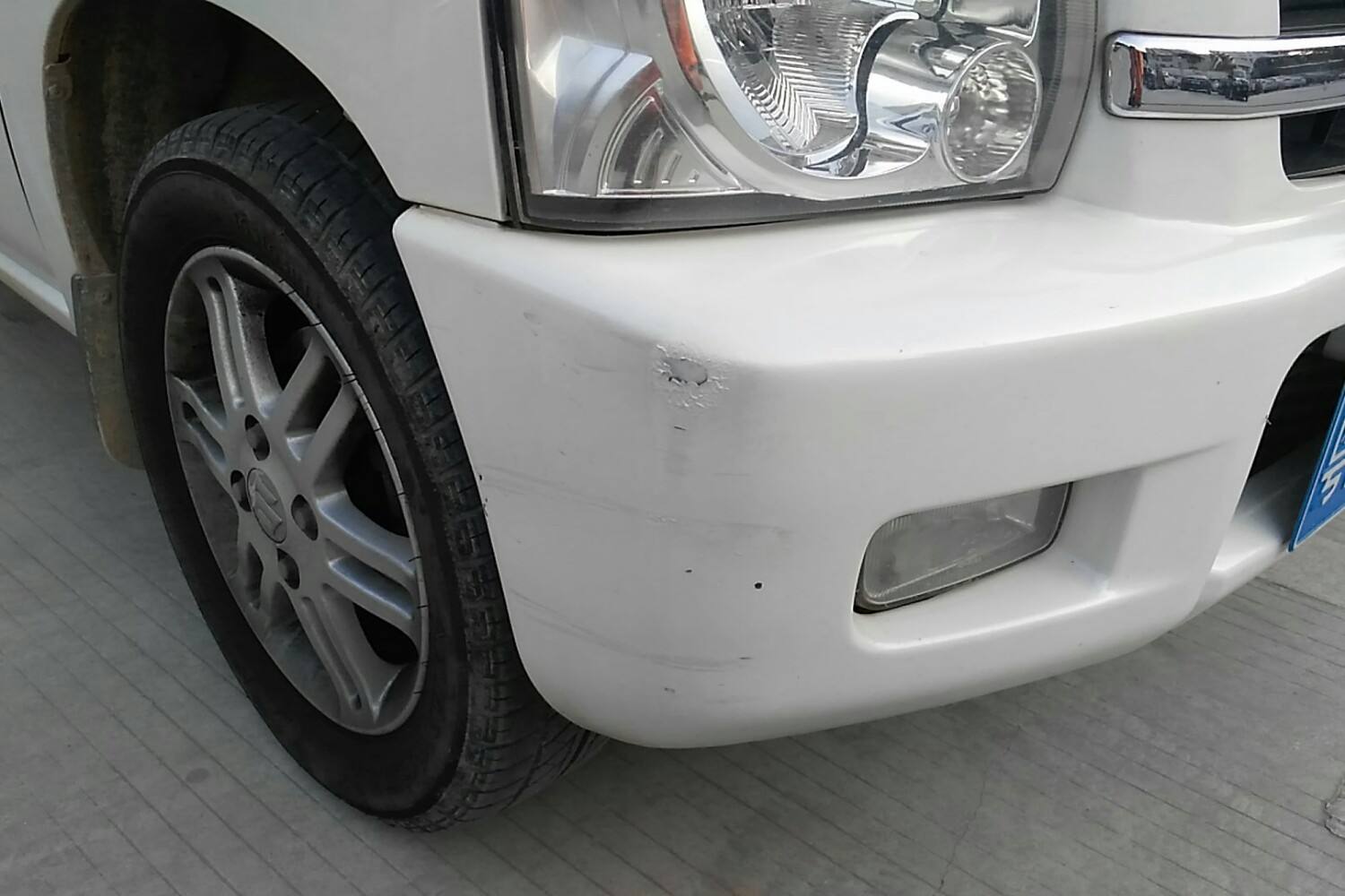 白色汽车发黄有什么好办法处理,白色车氧化发黄怎么办