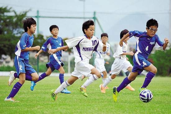 你怎么喜欢上足球的,你是怎么爱上足球的