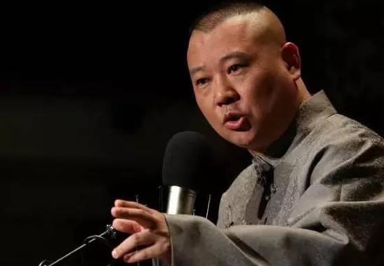 郭德纲曹云金孰是孰非,曹云金郭德纲互撕外界评价