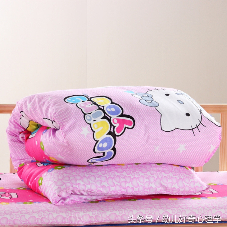 婴儿的被褥尺寸有什么规定,婴儿被褥尺寸多少合适