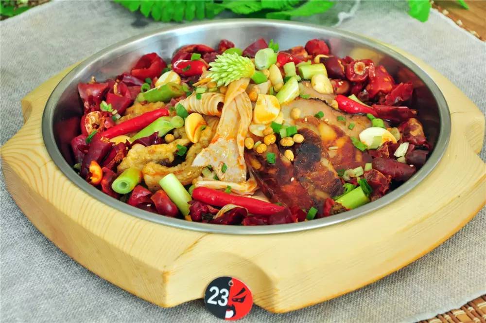 这家店竟然把干锅当成冒菜？不服来看！