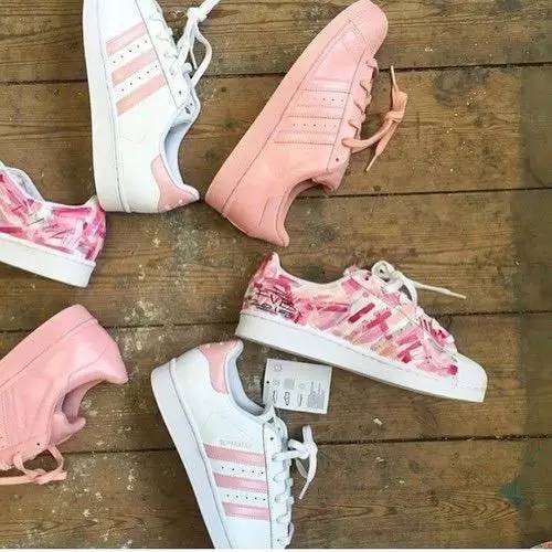 最近很火的小粉鞋,大家心心念念的香云纱鞋子