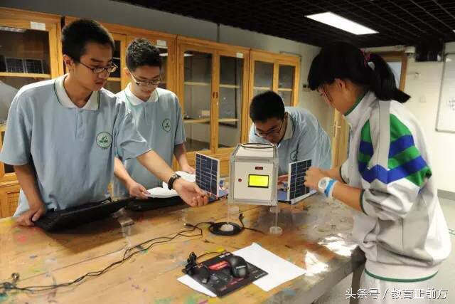 涓婁簡鏂伴椈鑱旀挱,涓浗棣栭涓鐢熺鏅皬鍗槦