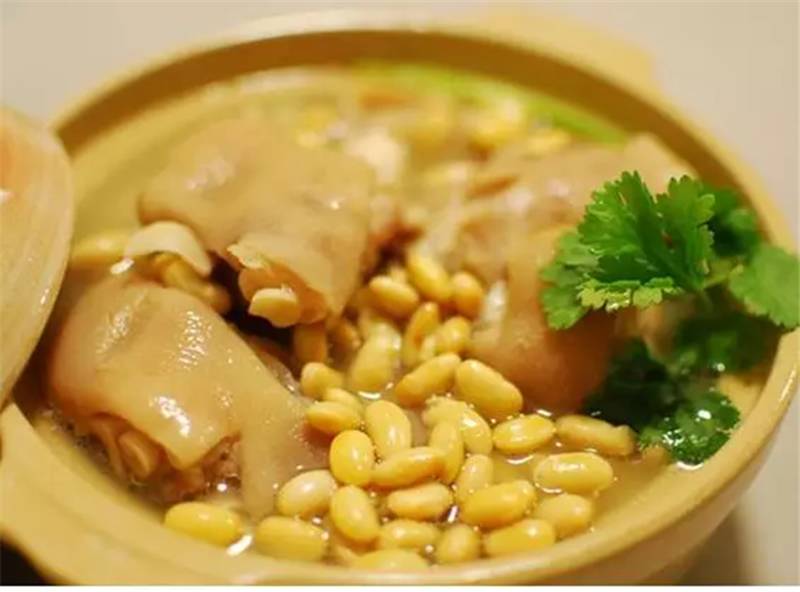 哇塞！原来一头猪可以吃的地方还真是多！