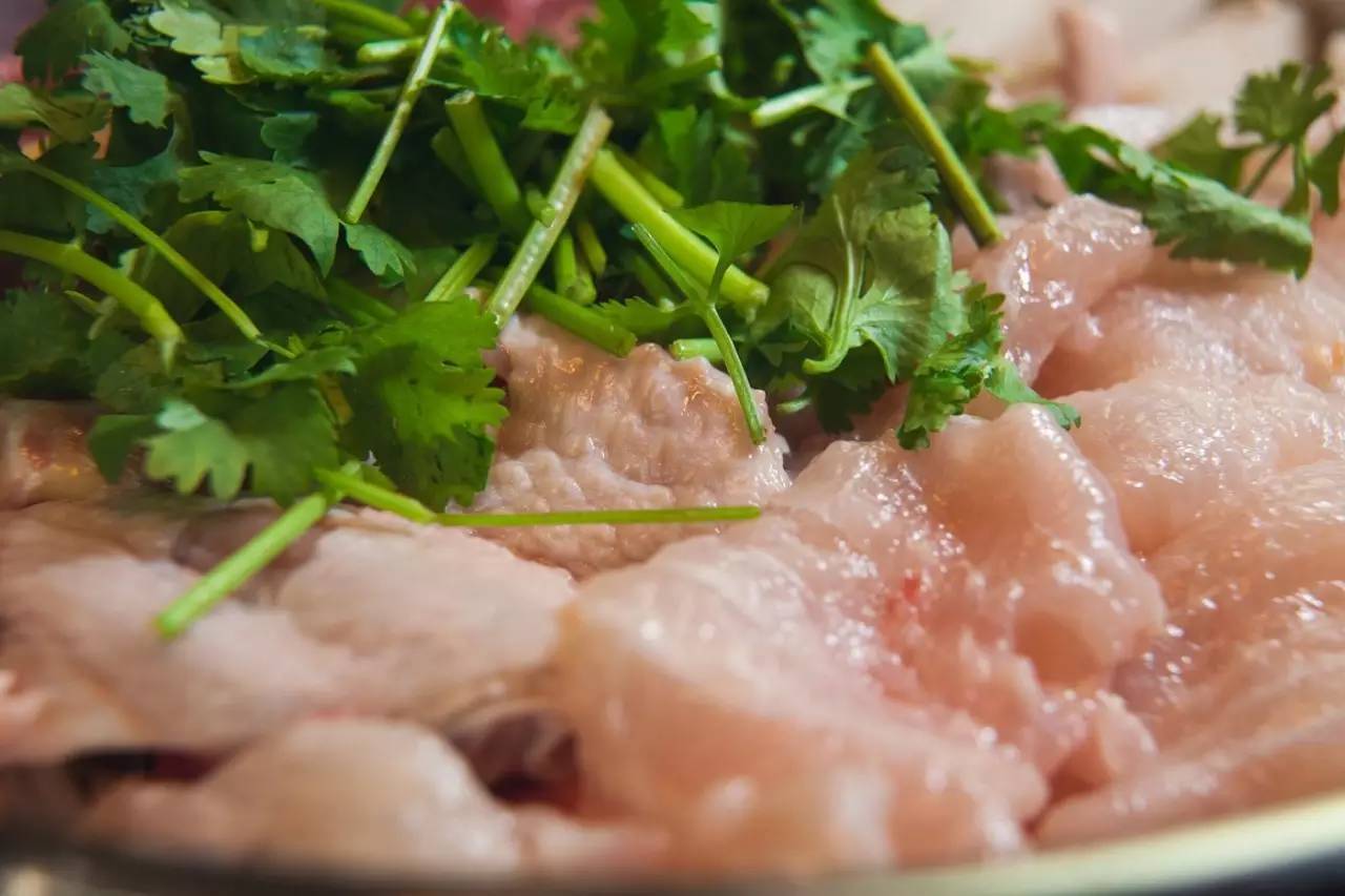 银川黄记煌三汁焖锅是清真的吗,银川焖锅黄记煌