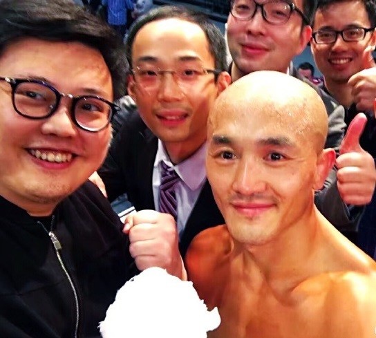 “武僧”一龙备战日本强敌吃冰葡萄，专业粉丝提醒：饮食不健康