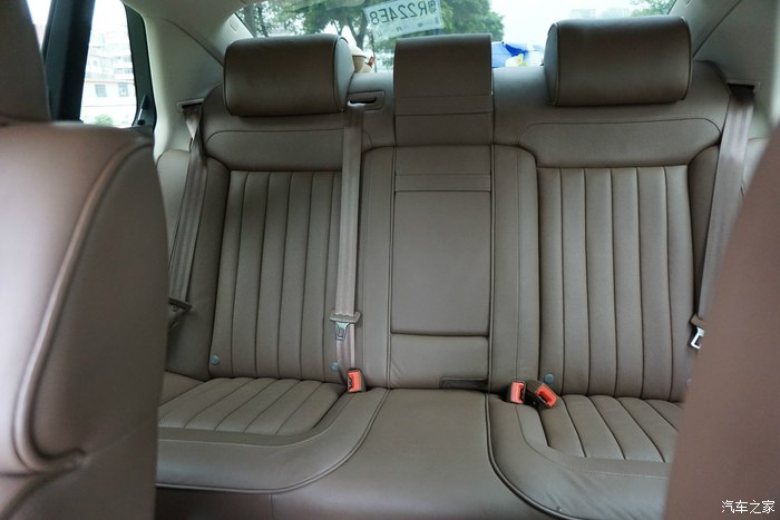 不期而遇怦然心动,不期而遇一见钟情