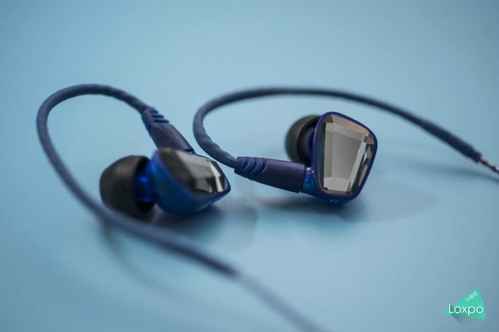 索尼a7详解,无关信仰唯有超越