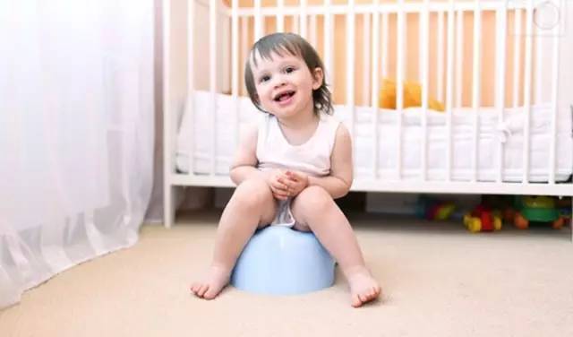 20岁孩子口歪眼斜怎么回事,孩子偶尔斜眼歪头