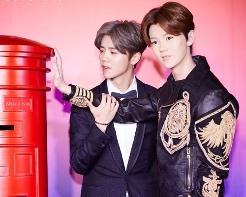 明星蜡像参差不齐,有的宛如双胞胎,有的像*气娃充**娃还是爆款!