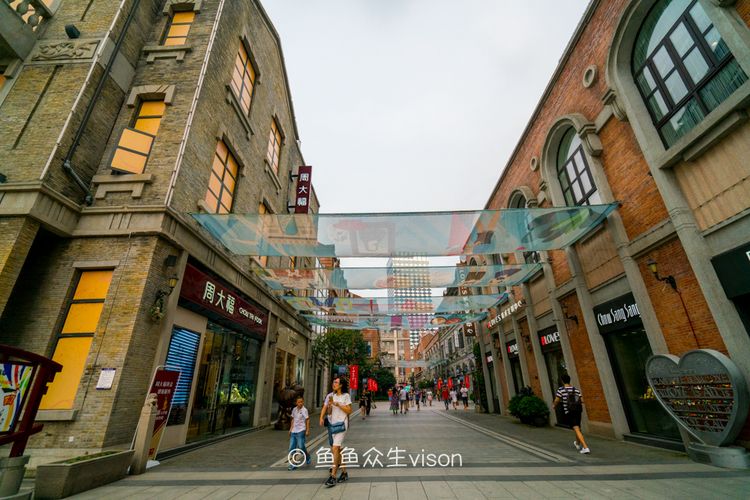 世界上最长的商业街在哪里,世界上最长步行街是哪个国家