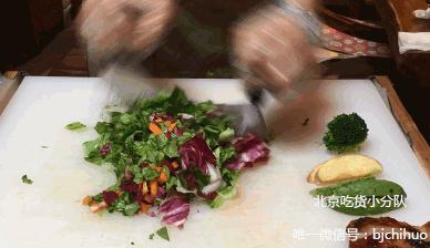 这么“村”的店，居然敢开在三里屯……