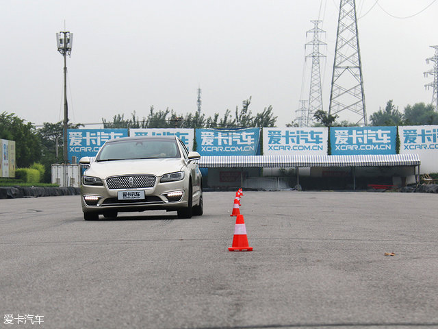 新到2017年林肯mkz开车体验,林肯mkz上路体验