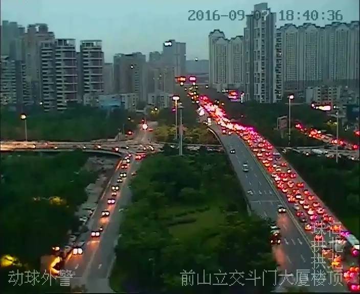 紧急提醒今天,温馨提示道路严重堵车