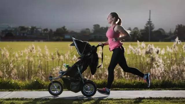 佟彤养颜秘方,佟彤说更年期