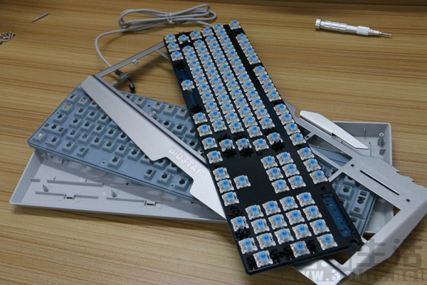 映泰如意防水罩，动手拆解GK2PRO凯华青轴防水机械键盘