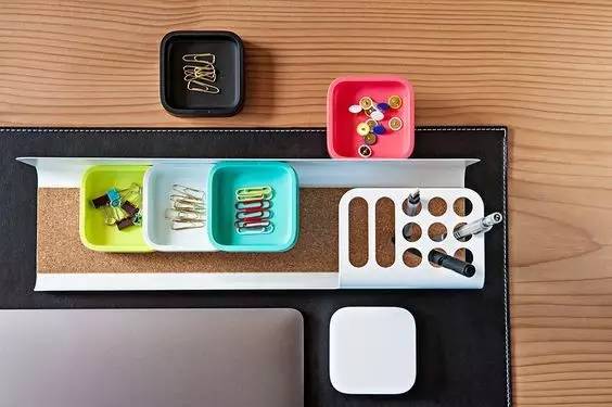 承认吧，开学只是你换新文具的借口而已