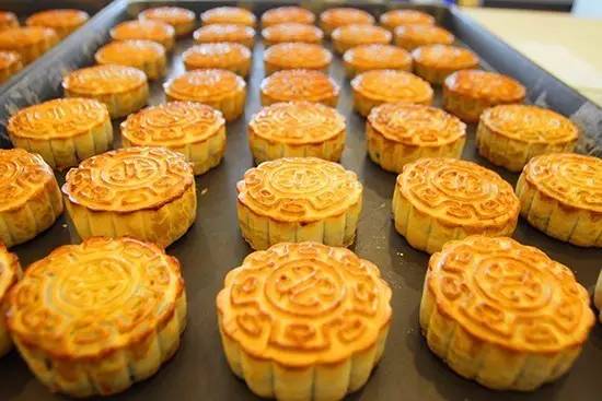 中秋节月饼维权,买到过期的月饼按1000赔付吗