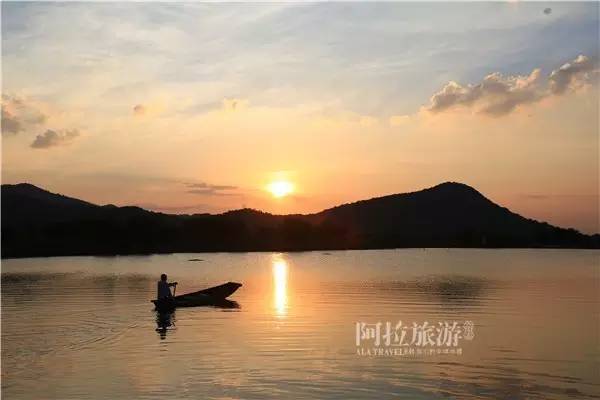 秋风起，宁波人纷纷赶去了这个“浙东第一蟹乡”！湖美螃蟹壮