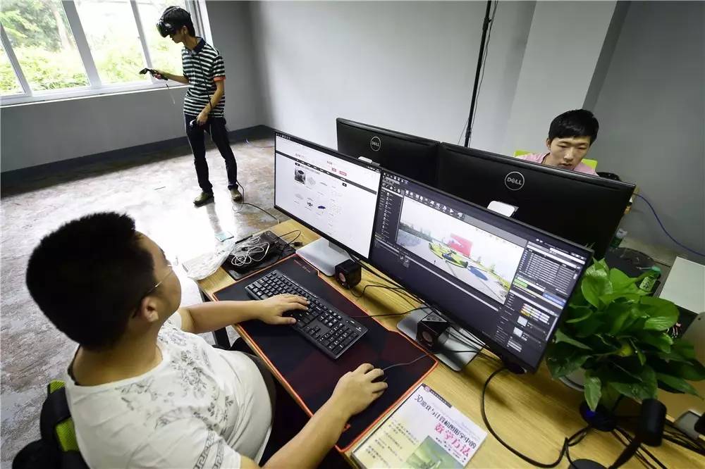 滨江公寓出租拎包入住,滨江国际精装拎包入住