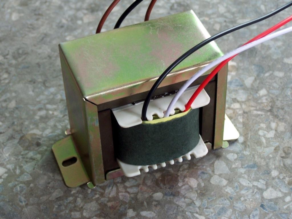 半桥式开关电源变压器参数计算,胆机电源变压器的计算方法