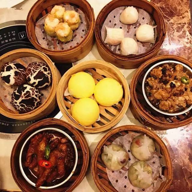 鑺卞洯缇庨浼樻儬,鑺卞洯缇庨鐗硅壊椁愬巺浼樻儬