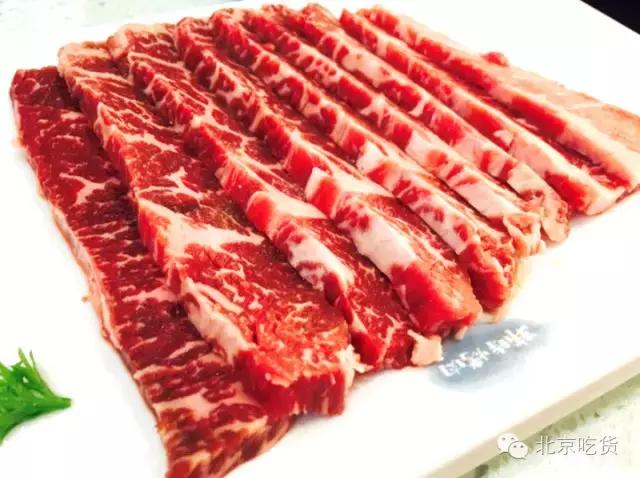 开豪车到处吃饭,开豪车苍蝇馆子