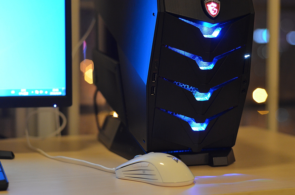 微星宙斯盾是最牛的单机吗,微星宙斯盾开机