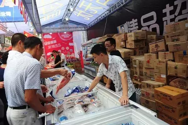 国庆来重庆从你的全世界路过,国庆来了完整视频