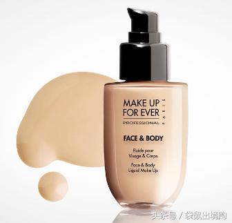 底妆要选择一款滋润度高的粉底液,超持久超自然底妆粉底液