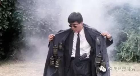 英雄本色系列中的各色轻武器,盘点英雄本色名场面