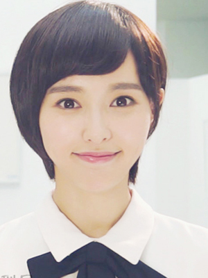 什么样脸型适合剪短发,什么脸型适合剪短发还是留长发