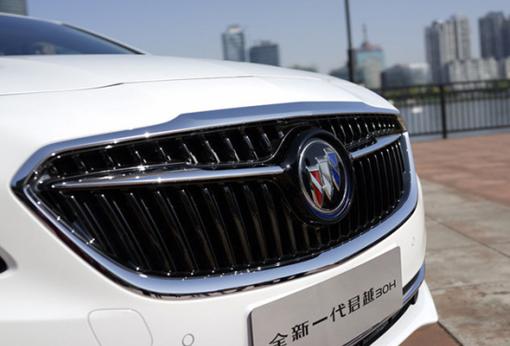 b级混动车型,君越1.5t和凯美瑞2.0g哪个好