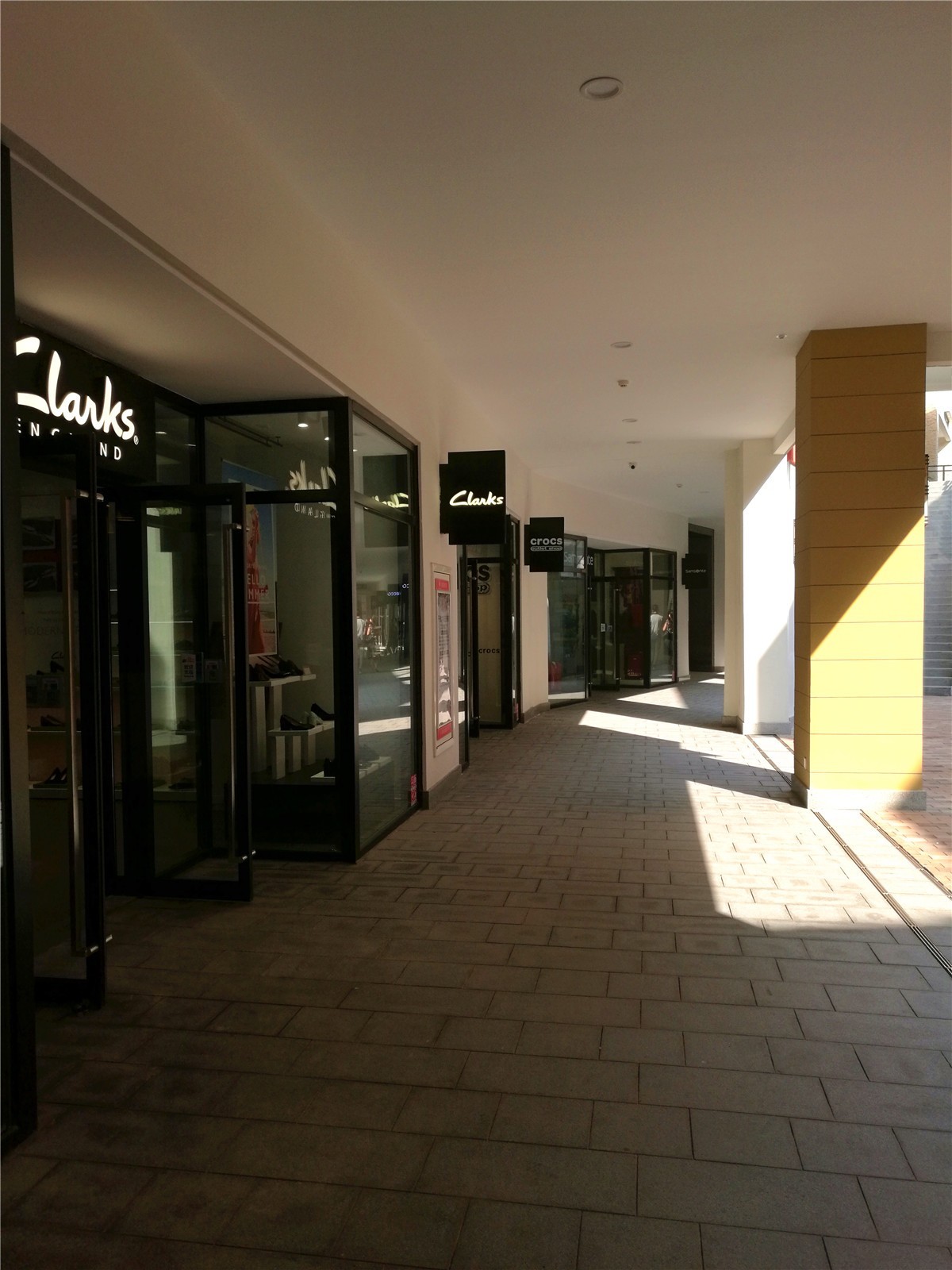 郑州最值得逛的奥特莱斯终于要开了！Gucci白菜价买啊