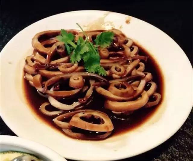 西安顺城巷附近有什么好玩的地方,西安顺城巷小吃街