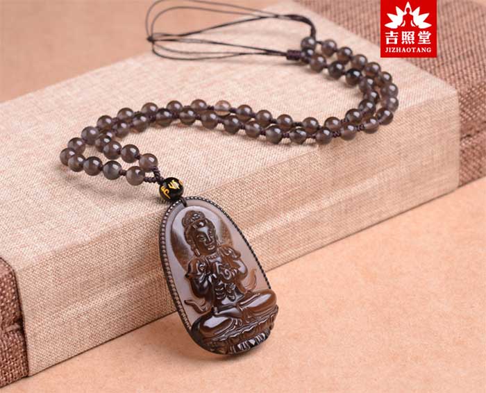 属鸡本命年戴什么转运,81年属鸡39岁本命年忌讳