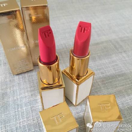 到底娱记的朋友圈流行什么口红？明星身边人的时尚密码