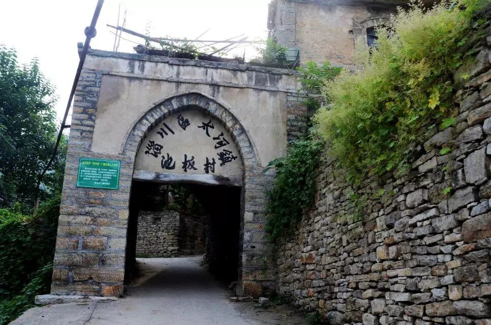 淄川区太河镇池板村近况,不可错过的绝美古村落石潭村