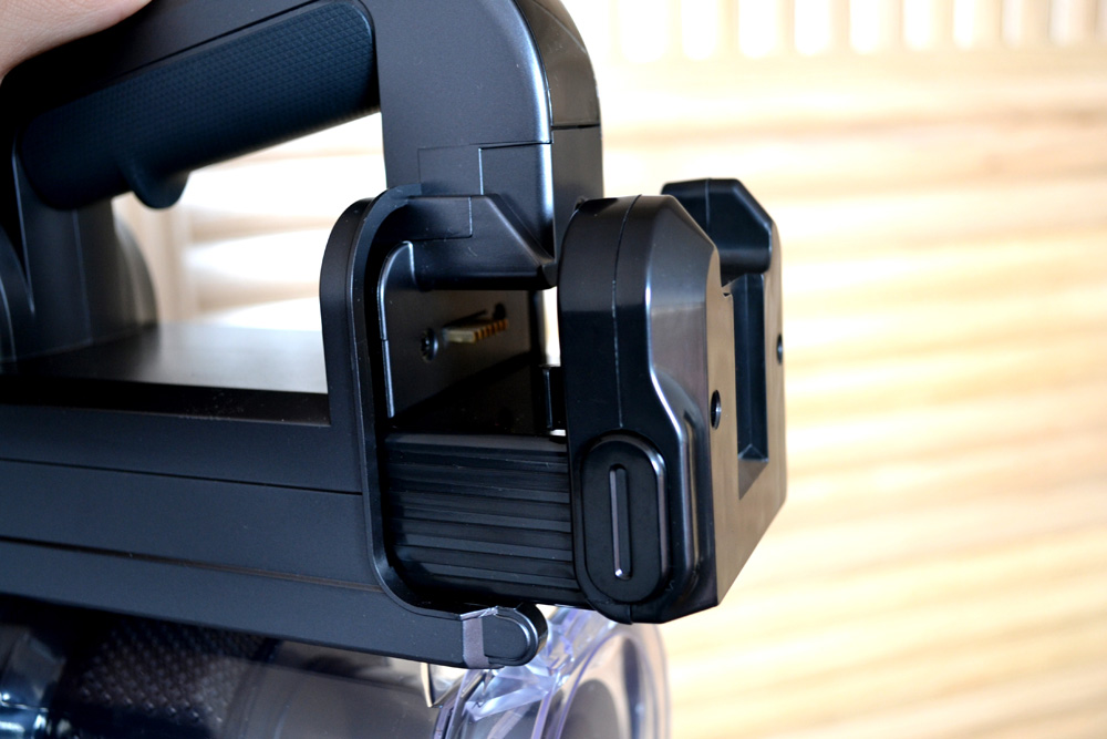 小狗吸拖一体吸尘器评测,小狗手持吸尘器清洁