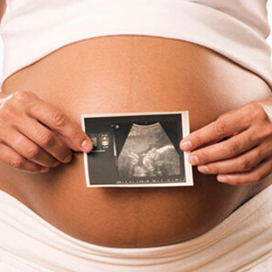 孕妇出现死胎的原因有哪些,五个月死胎孕妇会出现什么症状