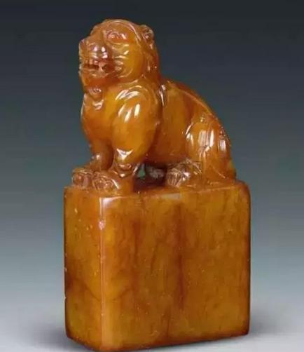 清代陪葬田黄石印章吗,清代田黄石老印章价值如何